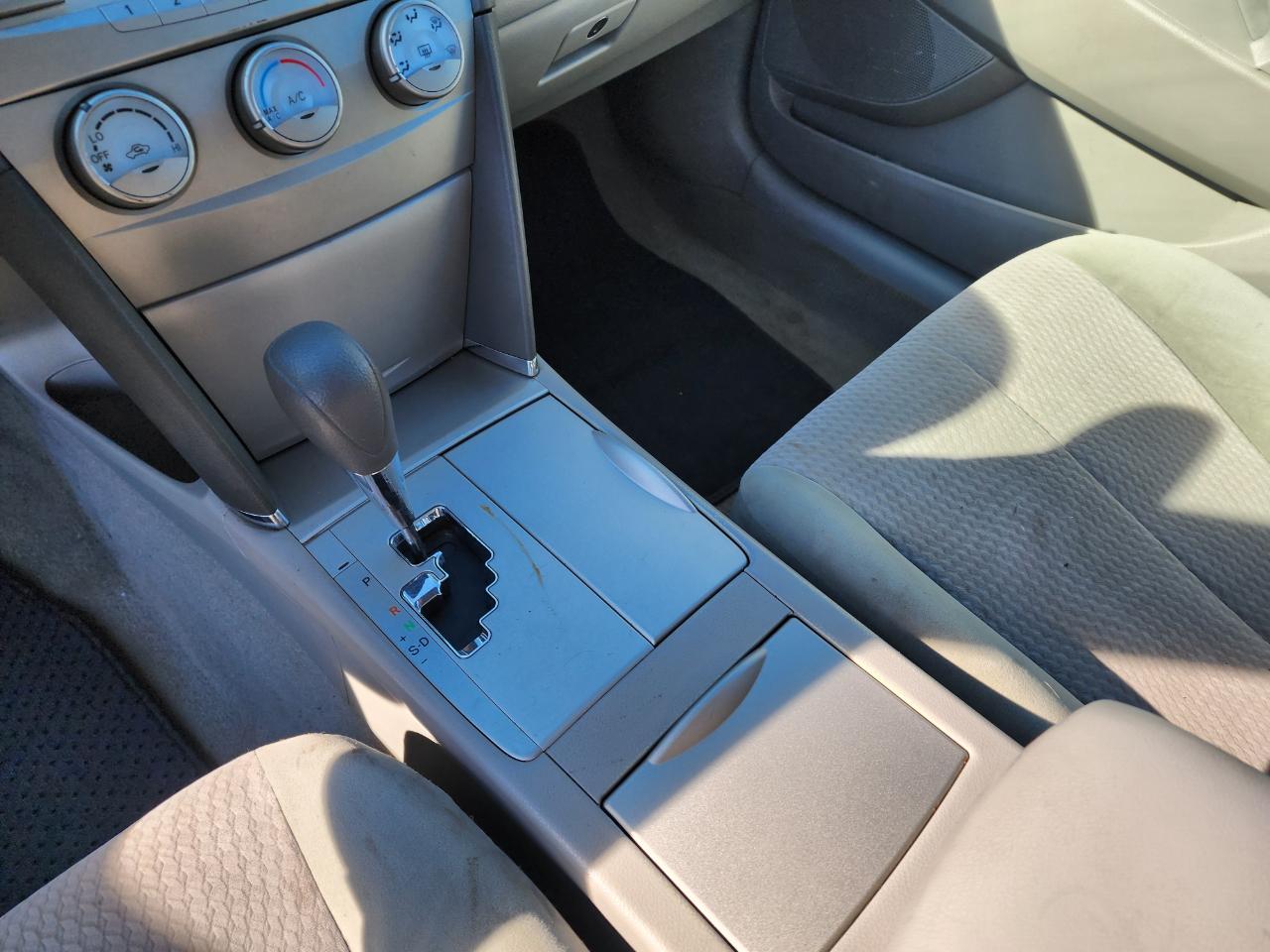 Toyota Camry LE 2011