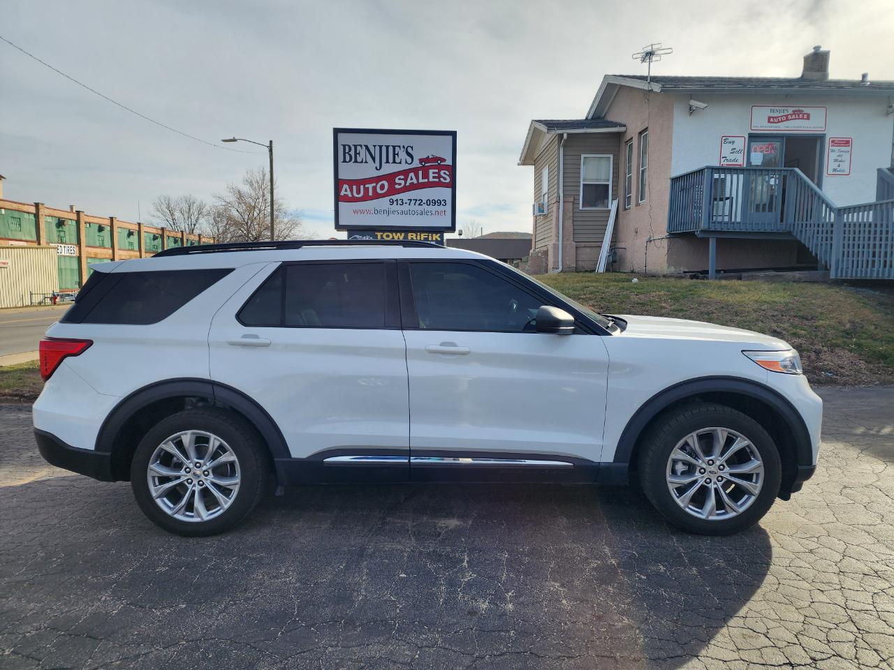 Ford Explorer XLT AWD 2020