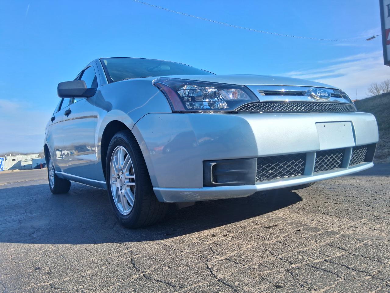 Ford Focus SE Sedan 2009