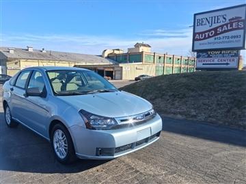 2009 Ford Focus SE Sedan