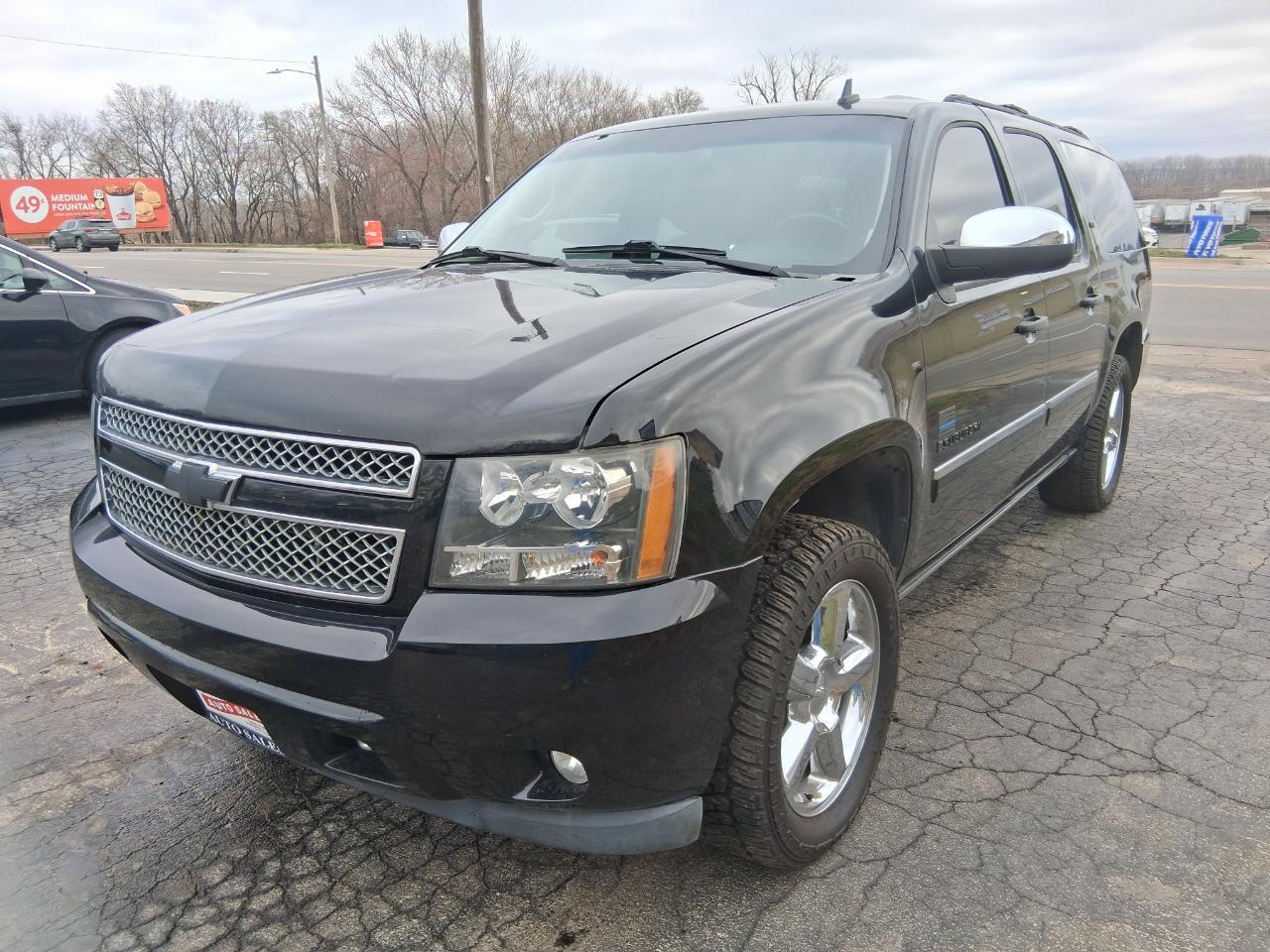 Chevrolet Suburban LTZ 1500 4WD 2013