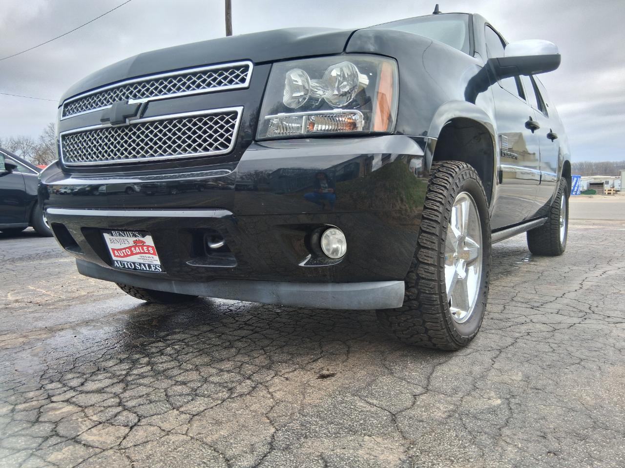 Chevrolet Suburban LTZ 1500 4WD 2013
