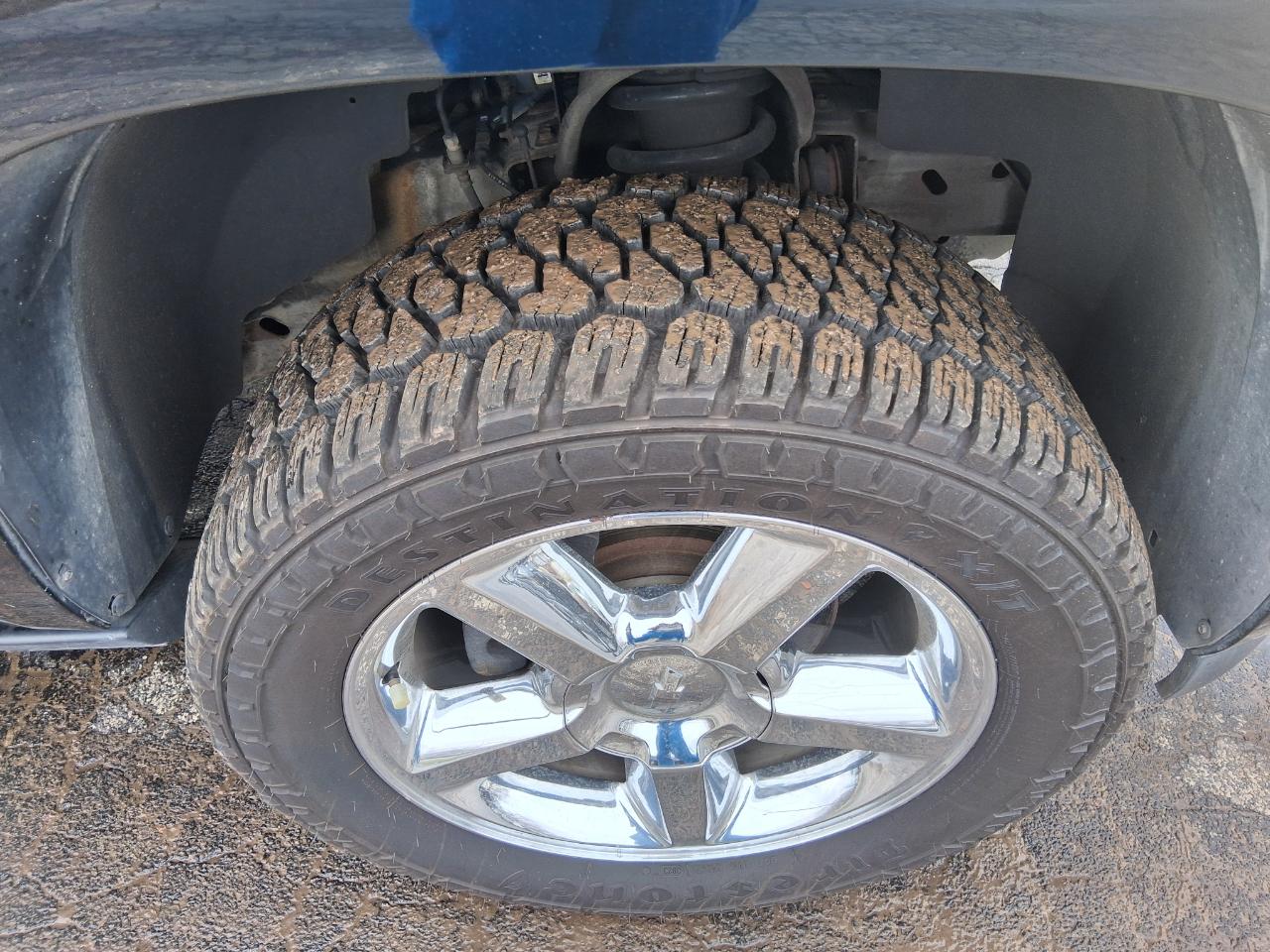 Chevrolet Suburban LTZ 1500 4WD 2013