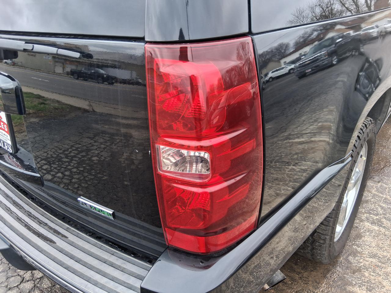 Chevrolet Suburban LTZ 1500 4WD 2013