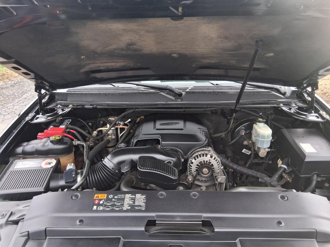 Chevrolet Suburban LTZ 1500 4WD 2013