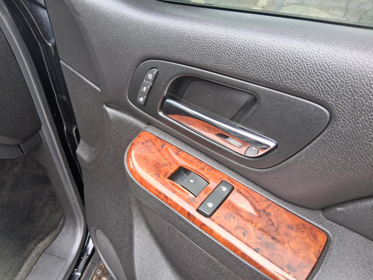 Chevrolet Suburban LTZ 1500 4WD 2013