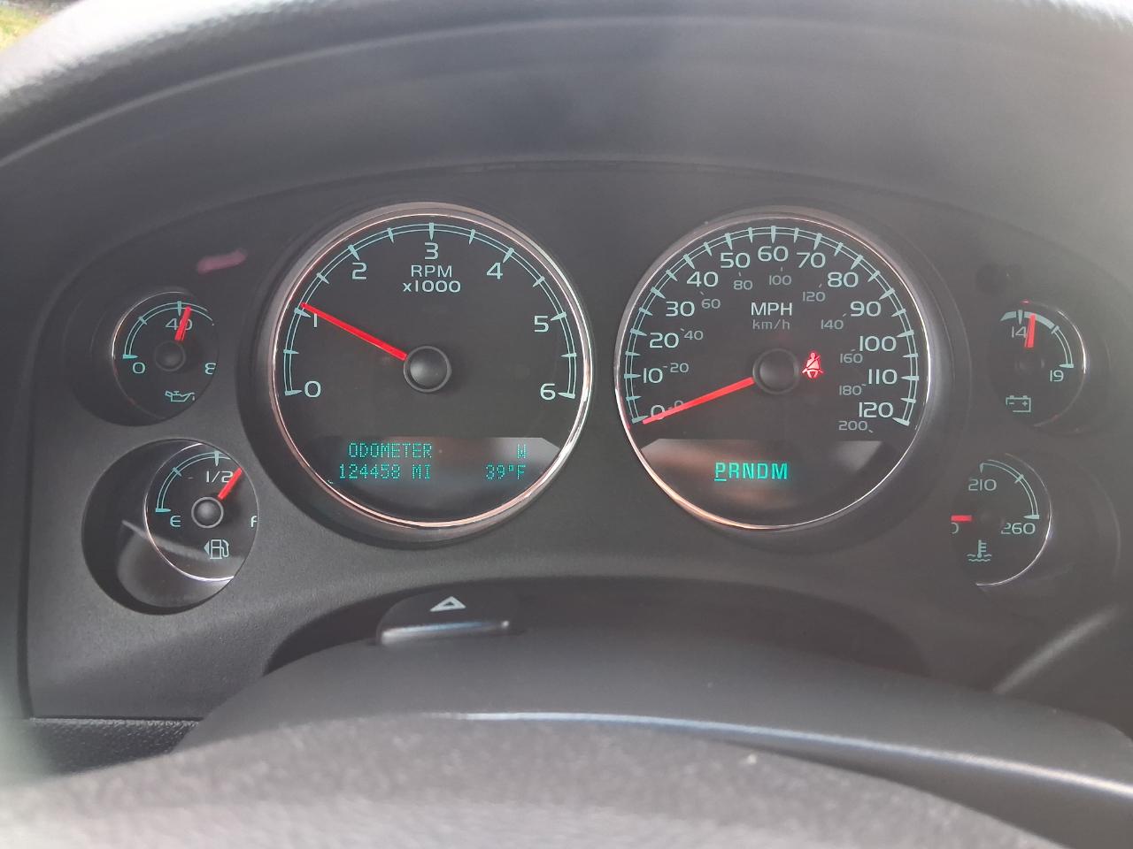 Chevrolet Suburban LTZ 1500 4WD 2013