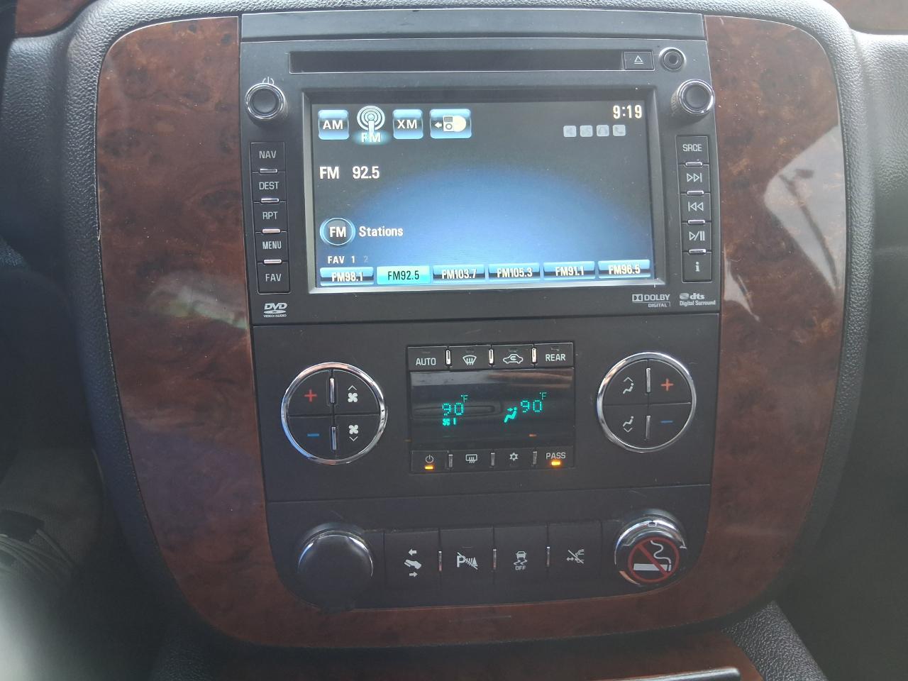 Chevrolet Suburban LTZ 1500 4WD 2013