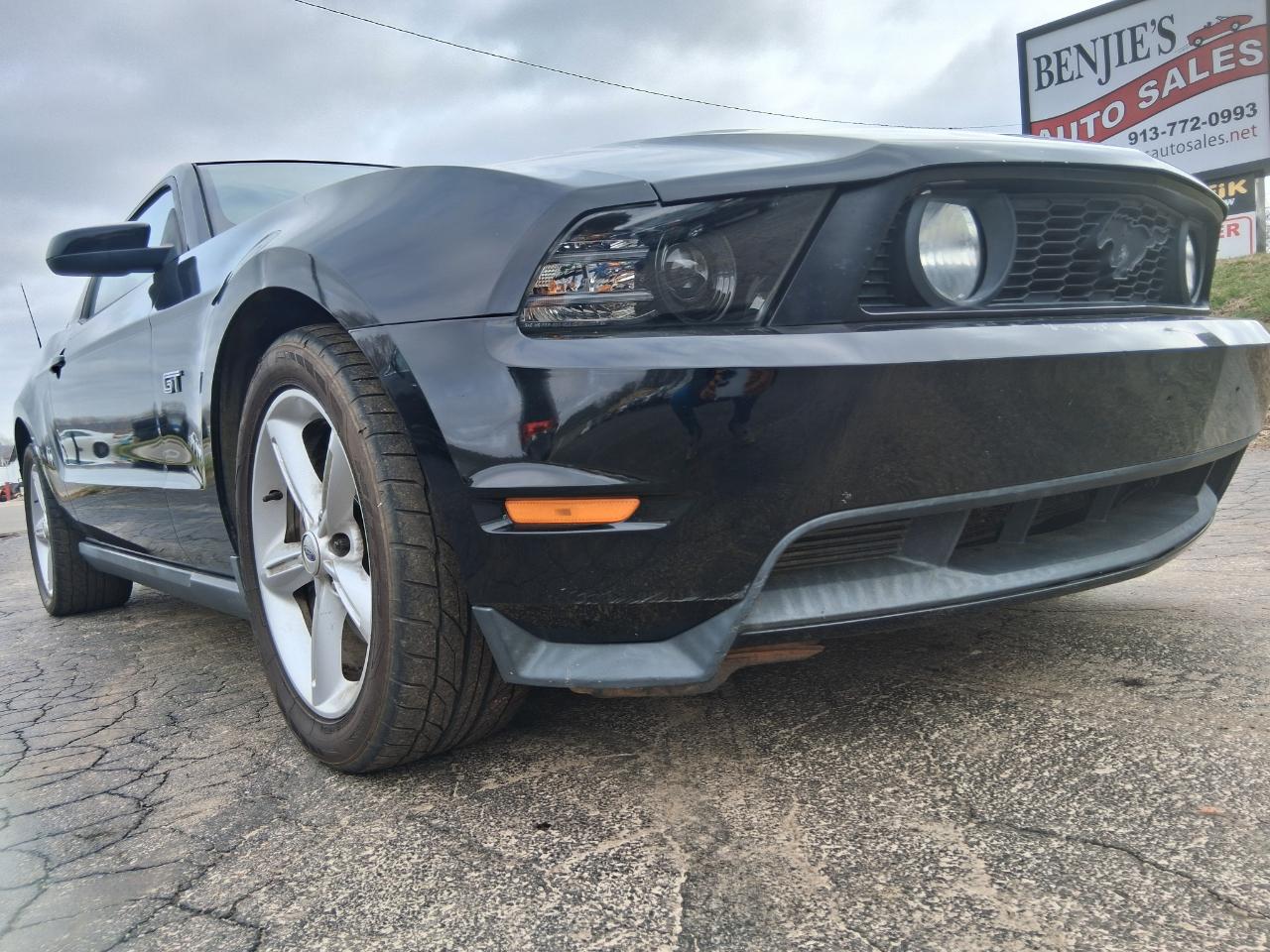 Ford Mustang GT Coupe 2010