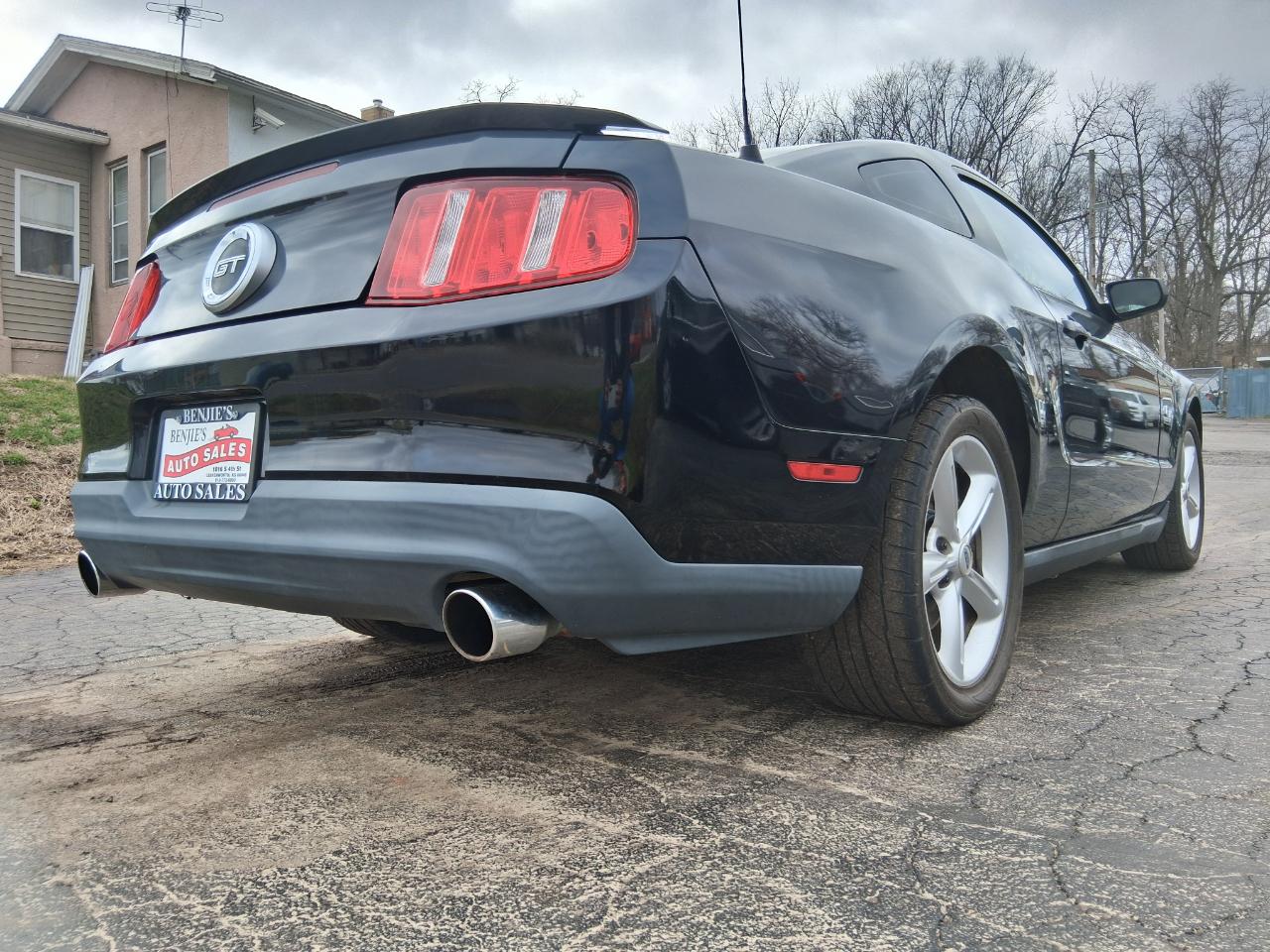 Ford Mustang GT Coupe 2010