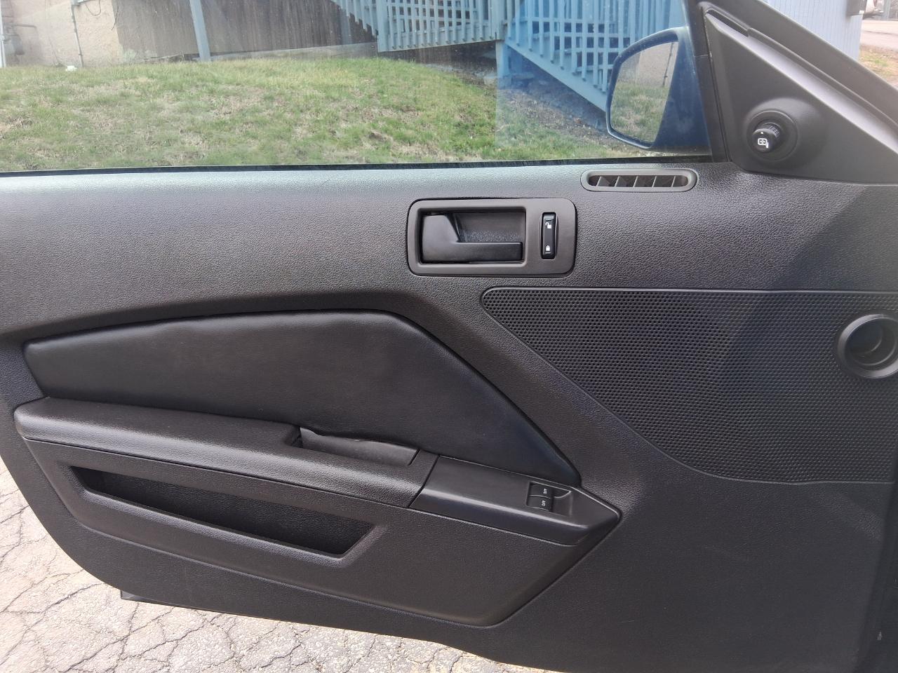 Ford Mustang GT Coupe 2010