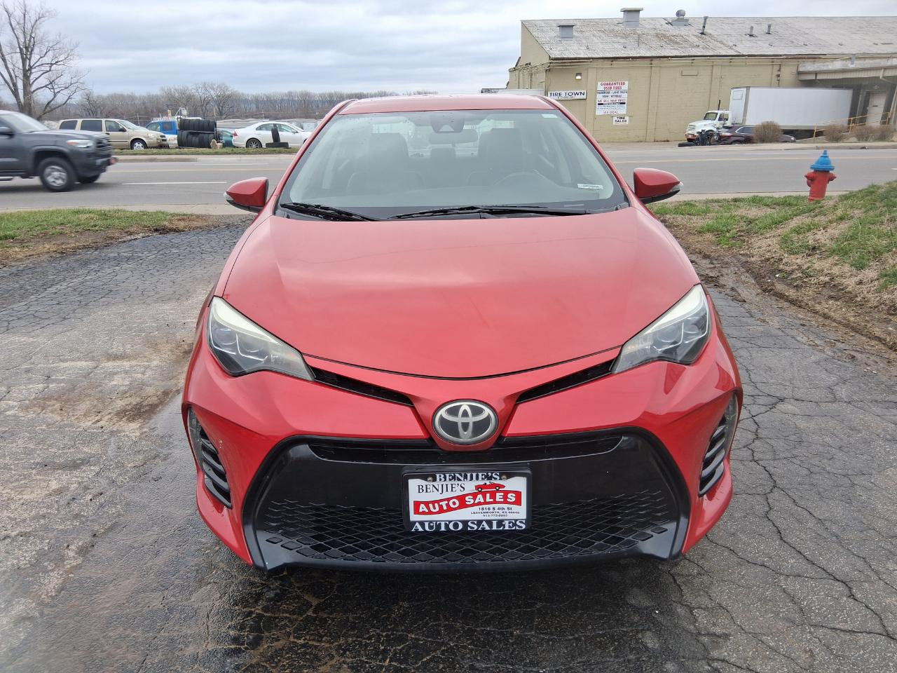 Toyota Corolla SE 4D Sedan 2017