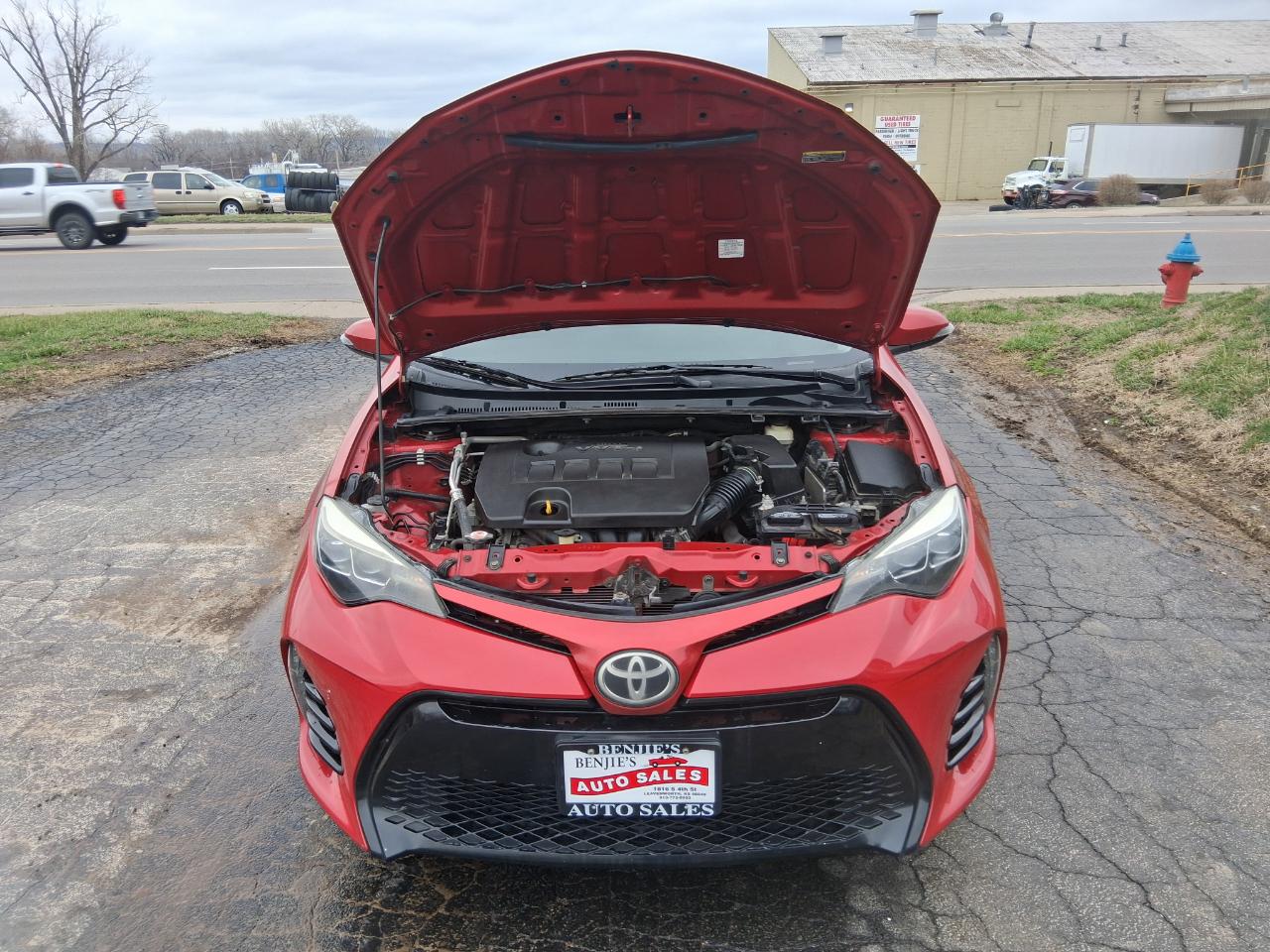 Toyota Corolla SE 4D Sedan 2017