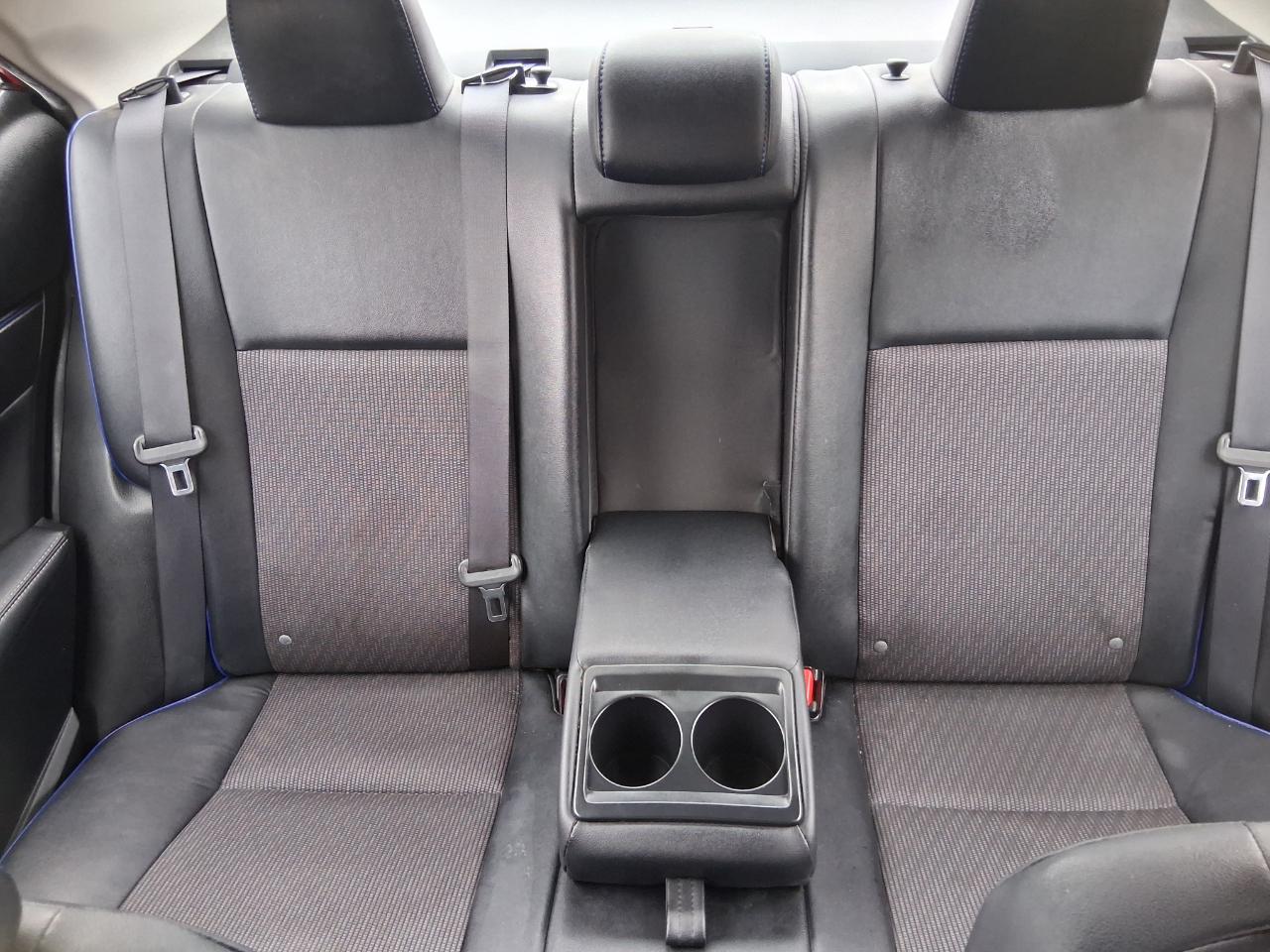 Toyota Corolla SE 4D Sedan 2017