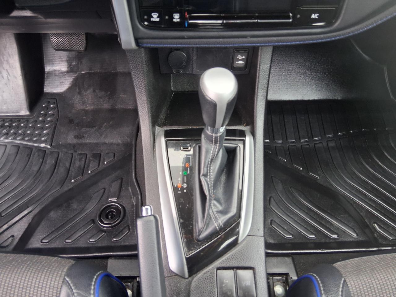 Toyota Corolla SE 4D Sedan 2017