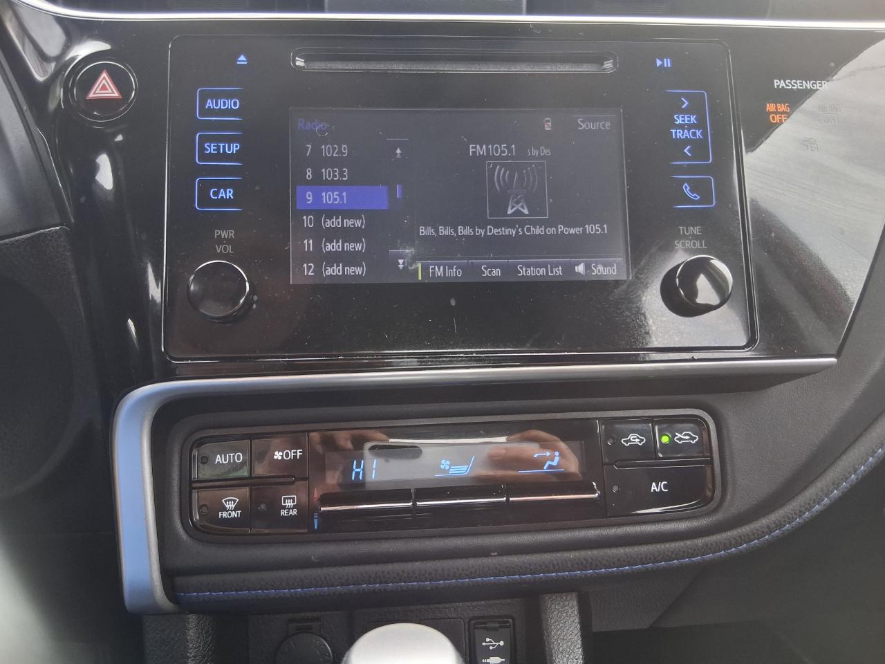 Toyota Corolla SE 4D Sedan 2017