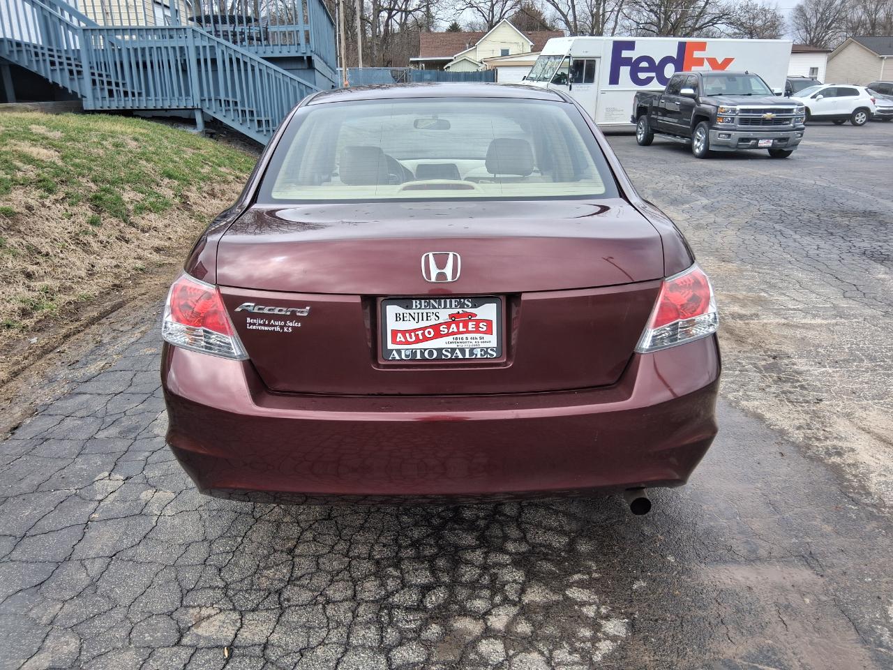 Honda Accord LX sedan AT 2009
