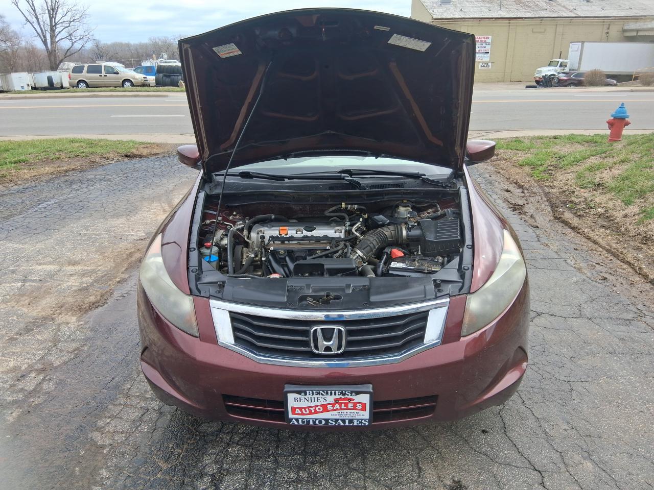 Honda Accord LX sedan AT 2009