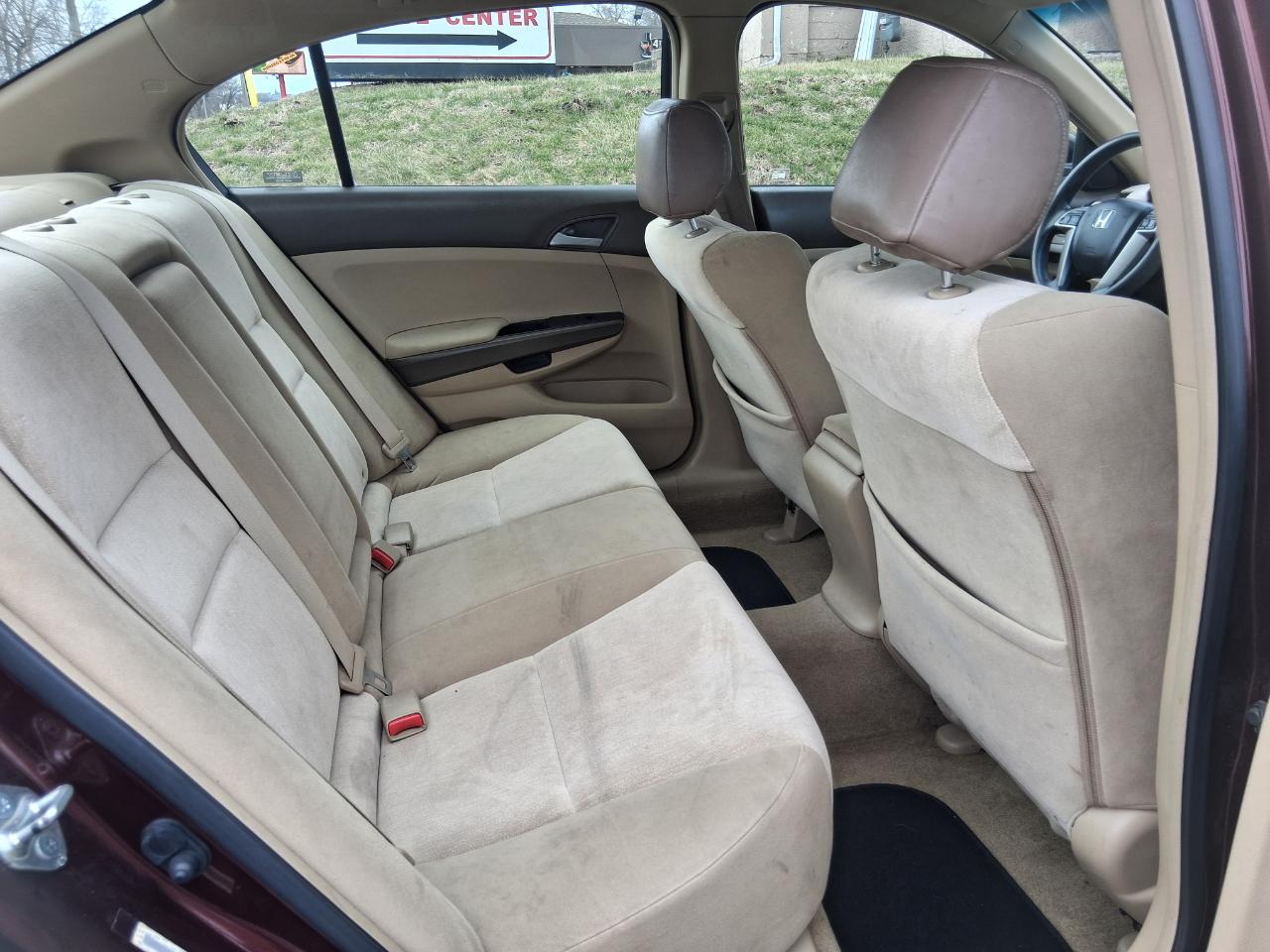 Honda Accord LX sedan AT 2009