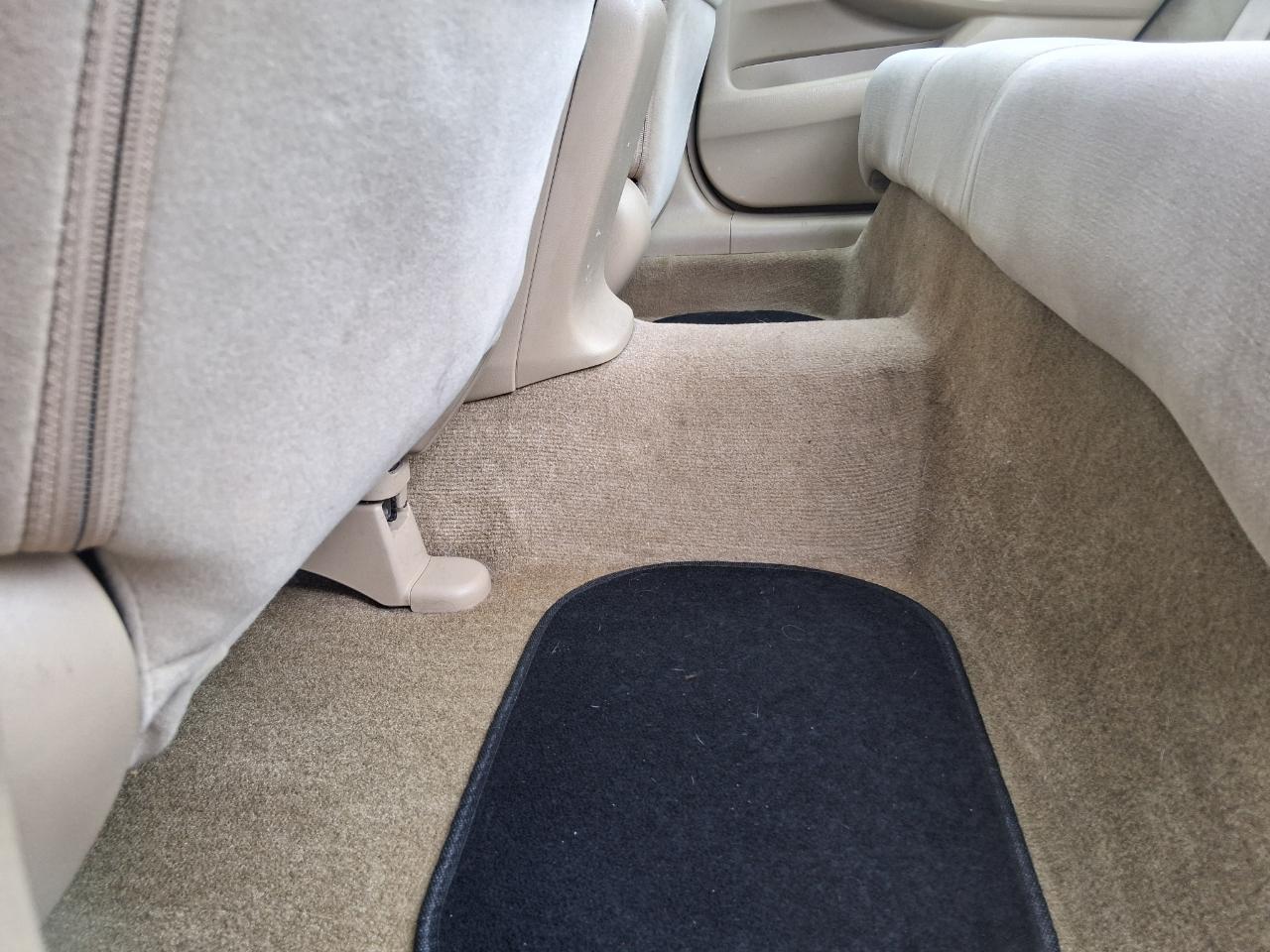 Honda Accord LX sedan AT 2009