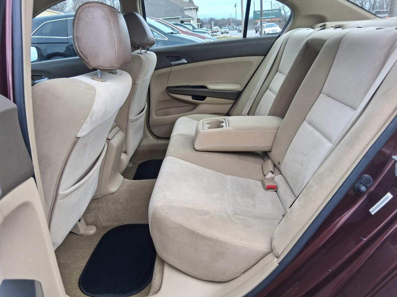 Honda Accord LX sedan AT 2009