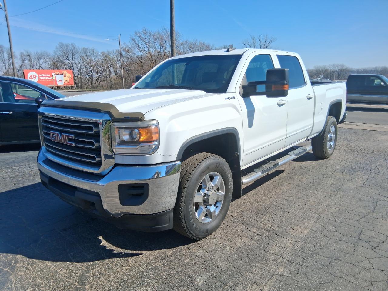 GMC Sierra 2500HD SLE Crew Cab 4WD 2015