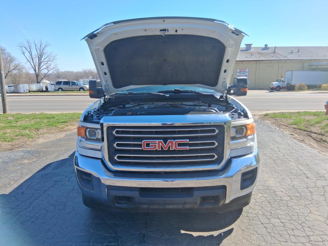 GMC Sierra 2500HD SLE Crew Cab 4WD 2015