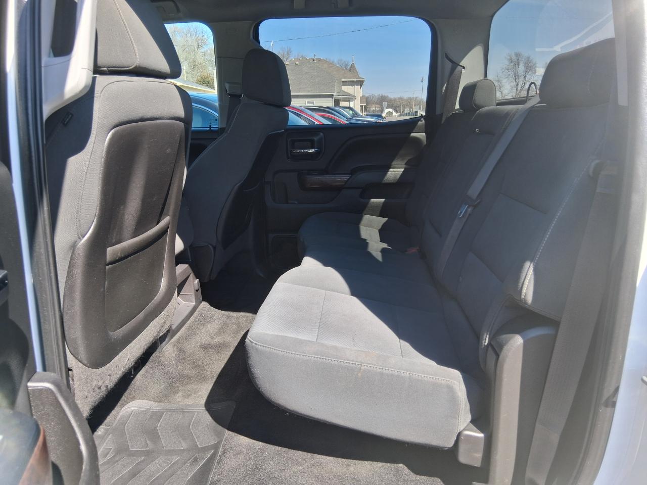 GMC Sierra 2500HD SLE Crew Cab 4WD 2015