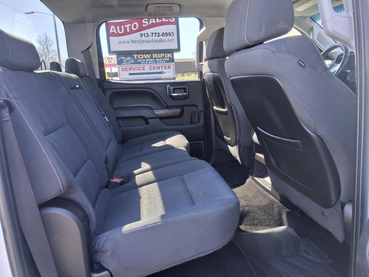 GMC Sierra 2500HD SLE Crew Cab 4WD 2015