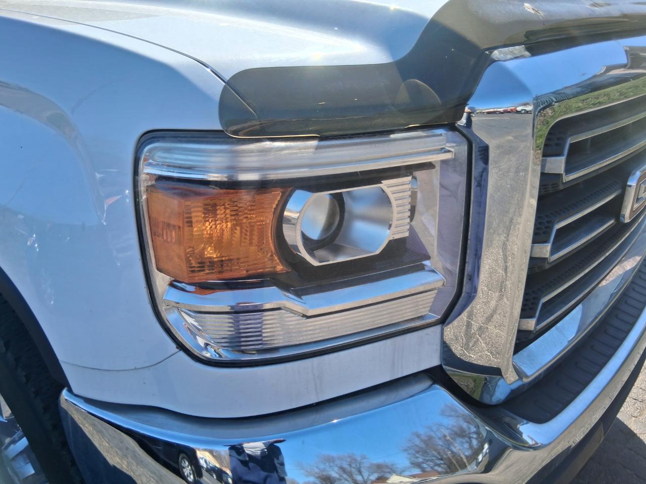 GMC Sierra 2500HD SLE Crew Cab 4WD 2015