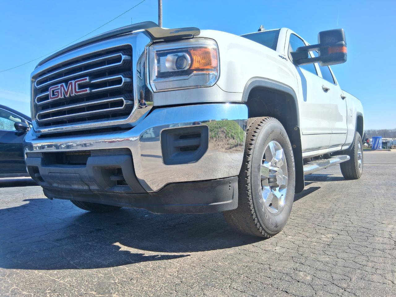 GMC Sierra 2500HD SLE Crew Cab 4WD 2015