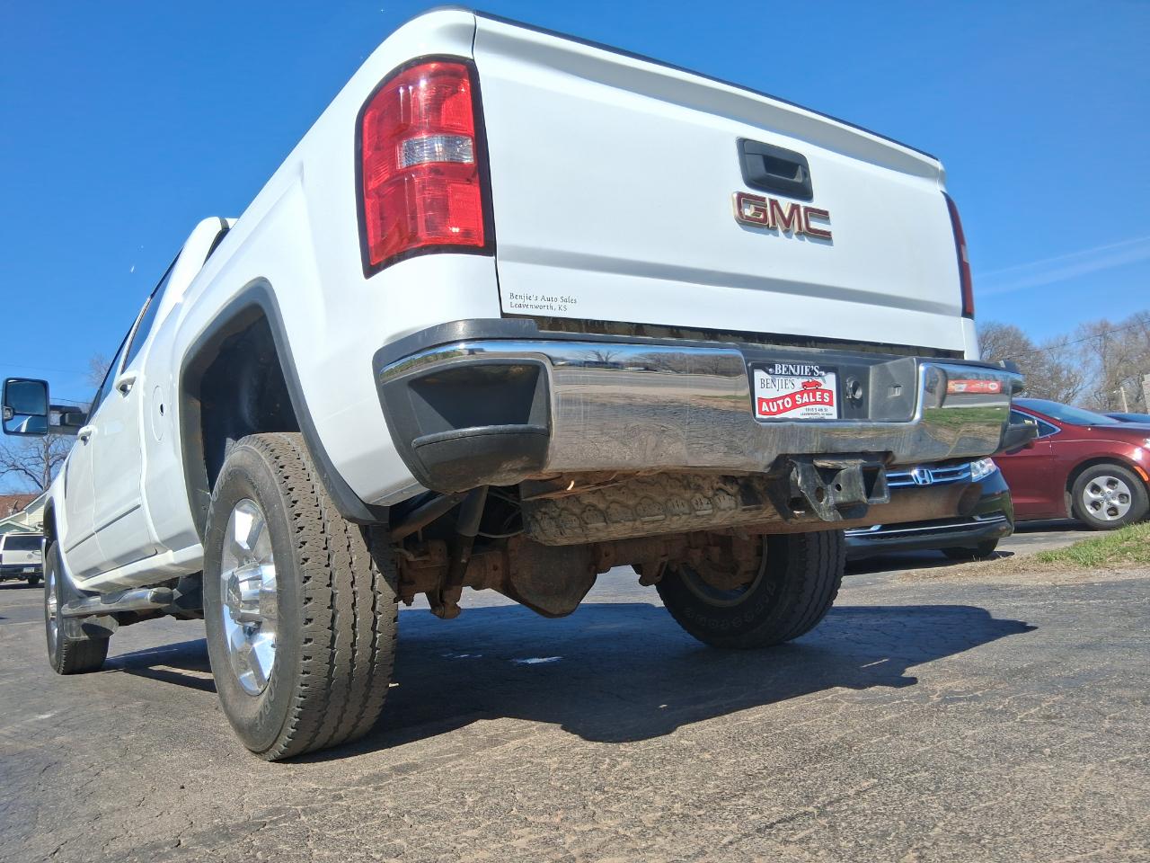 GMC Sierra 2500HD SLE Crew Cab 4WD 2015