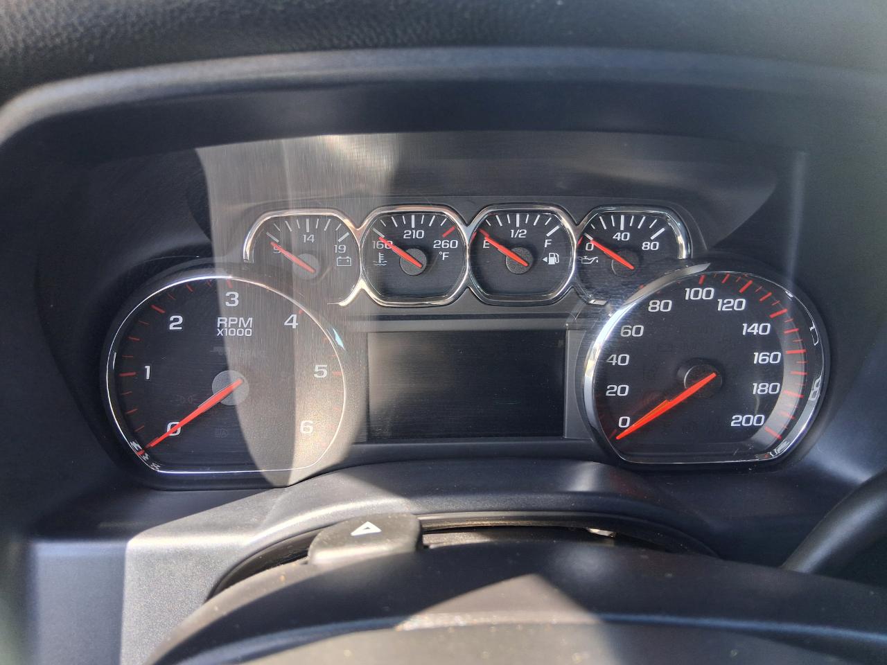 GMC Sierra 2500HD SLE Crew Cab 4WD 2015