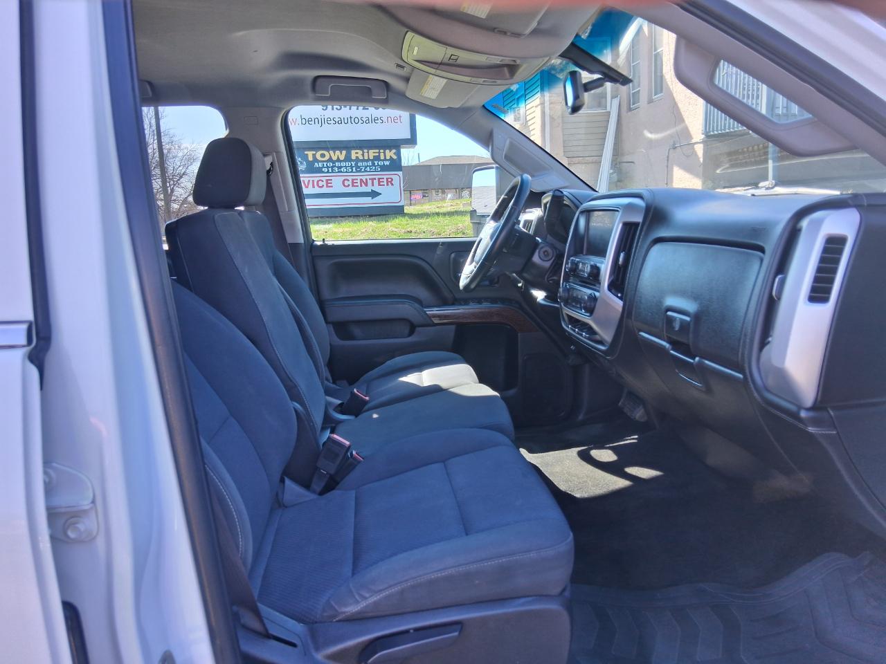 GMC Sierra 2500HD SLE Crew Cab 4WD 2015