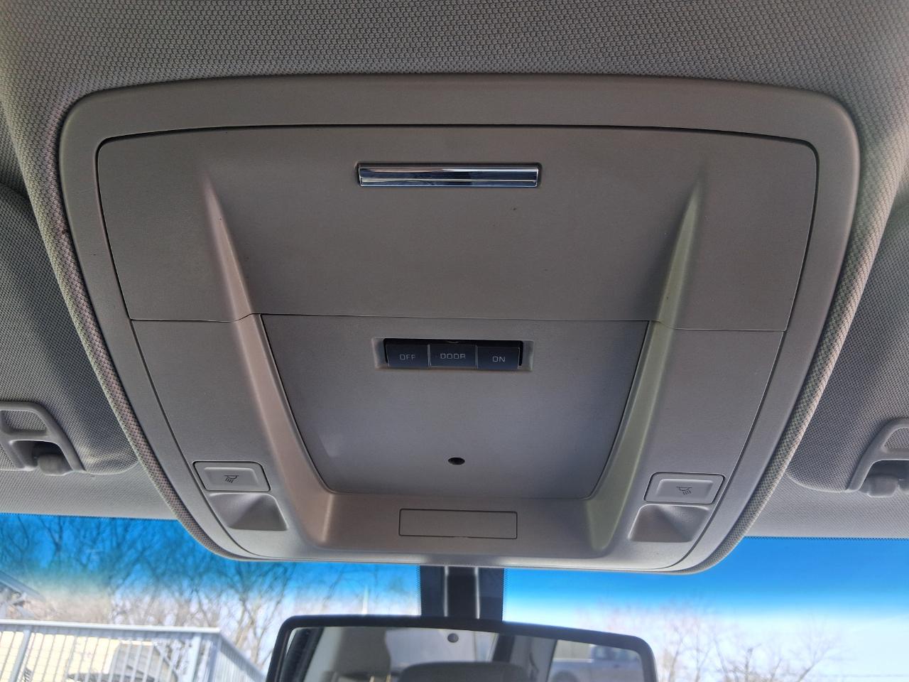 GMC Sierra 2500HD SLE Crew Cab 4WD 2015