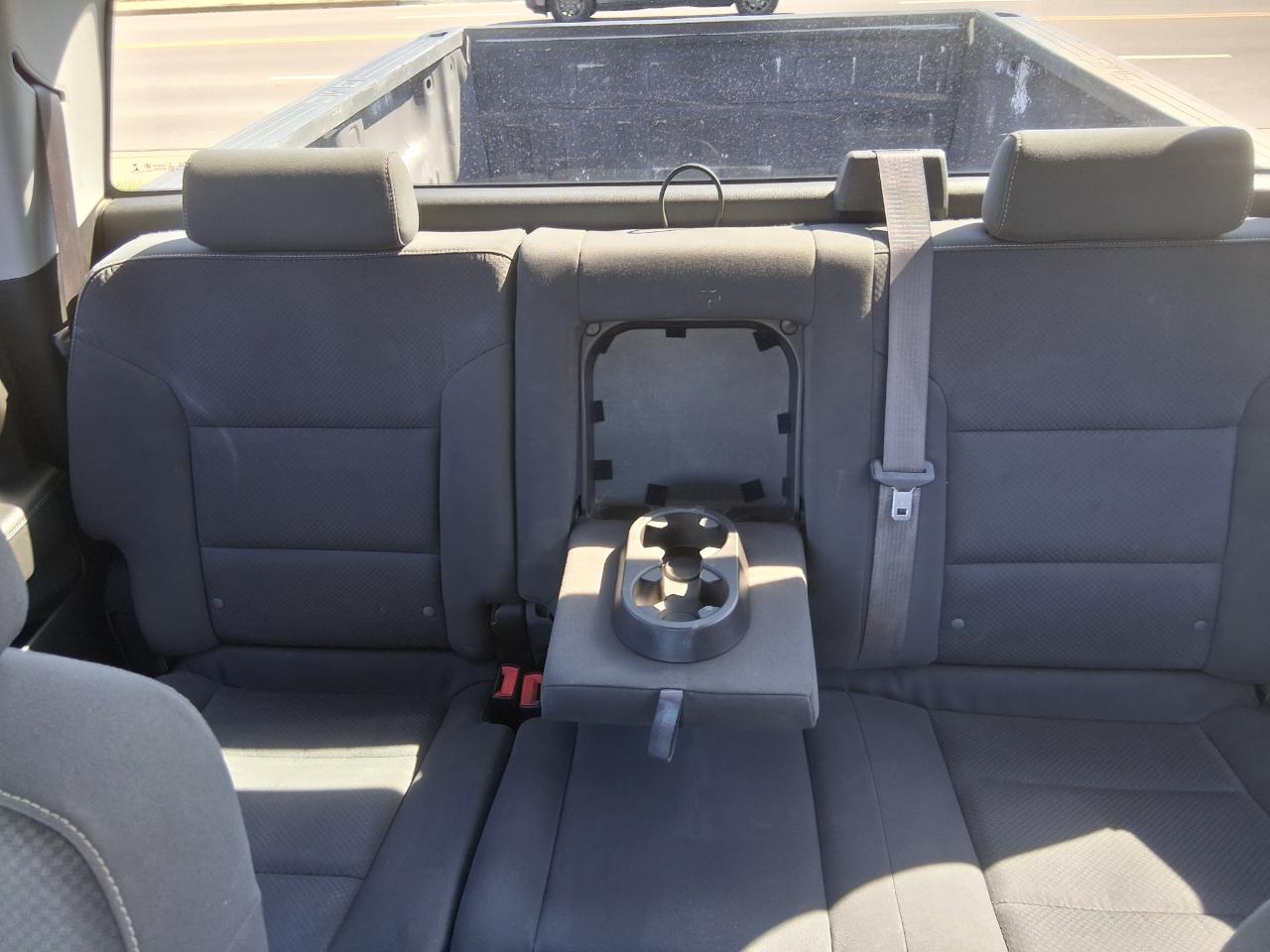 GMC Sierra 2500HD SLE Crew Cab 4WD 2015