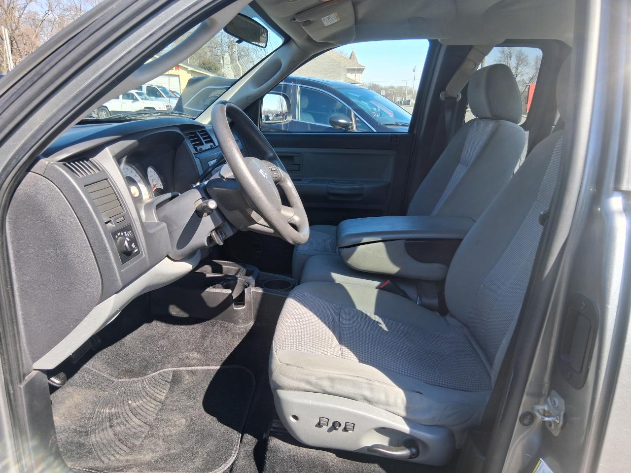 RAM Dakota SXT Extended Cab 2WD 2010