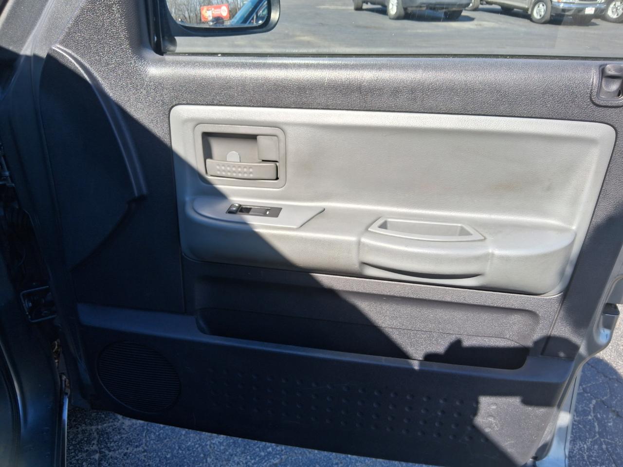 RAM Dakota SXT Extended Cab 2WD 2010