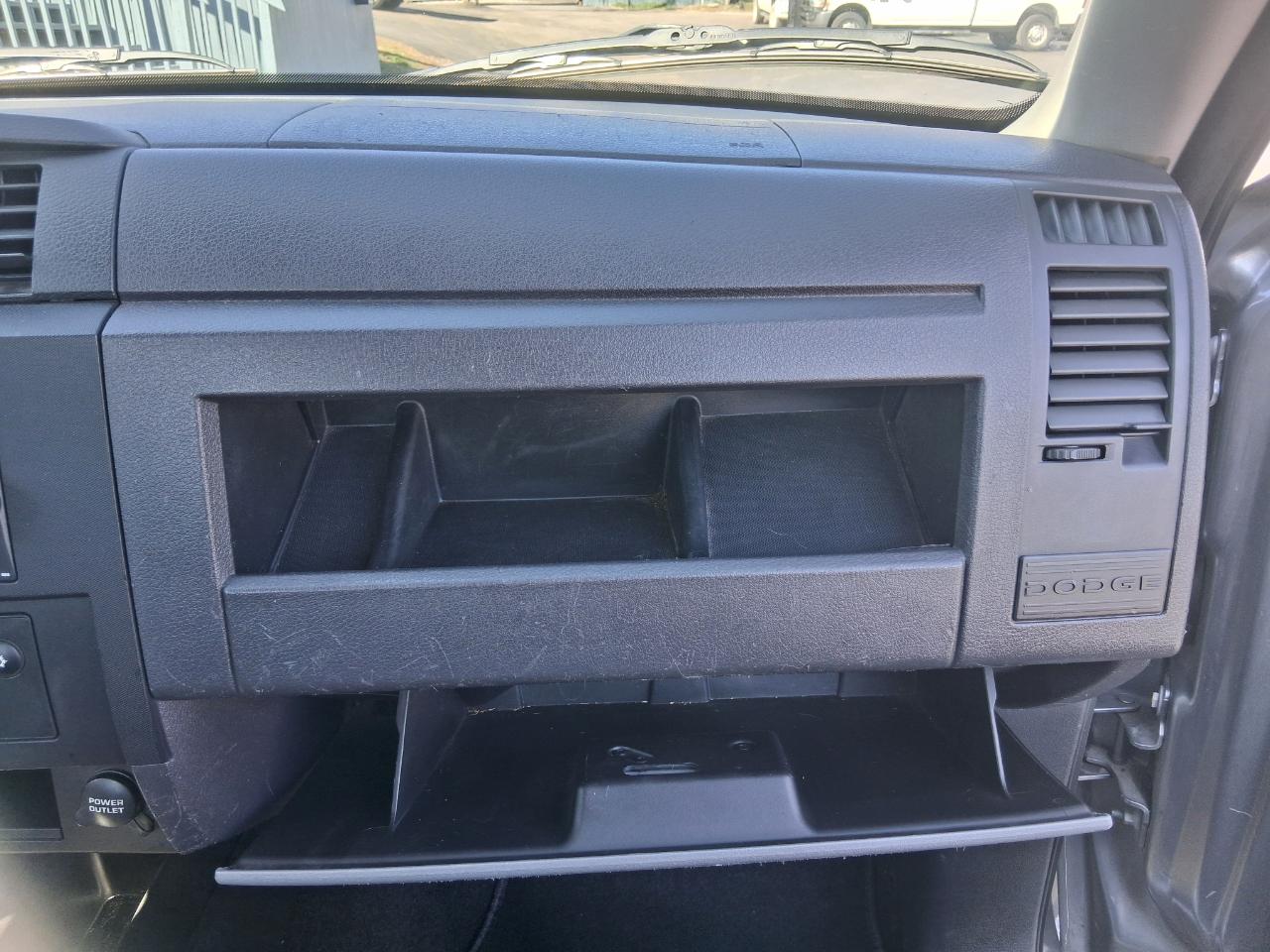 RAM Dakota SXT Extended Cab 2WD 2010