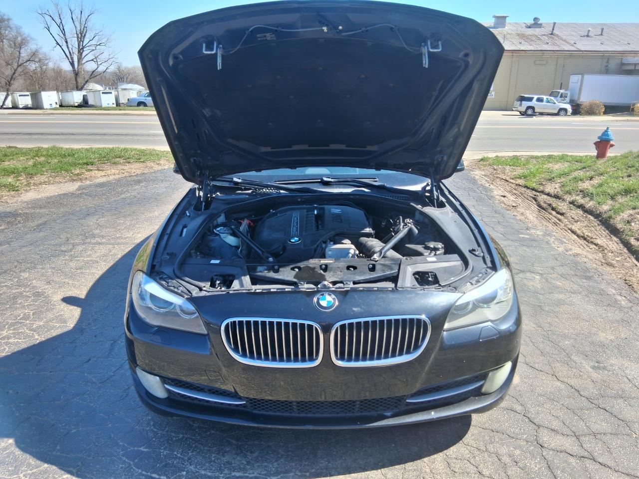 BMW 5-Series 535i 2013