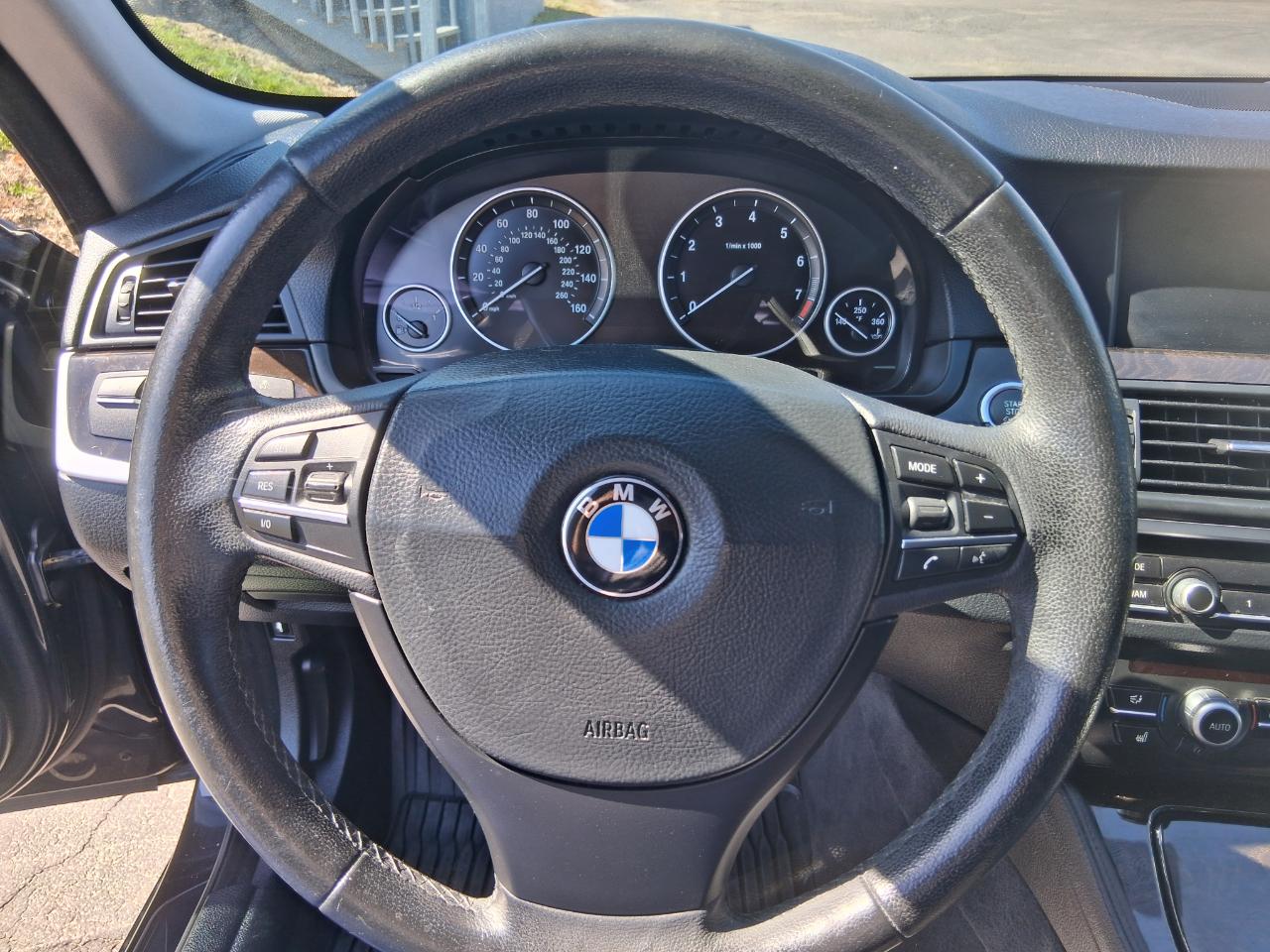 BMW 5-Series 535i 2013