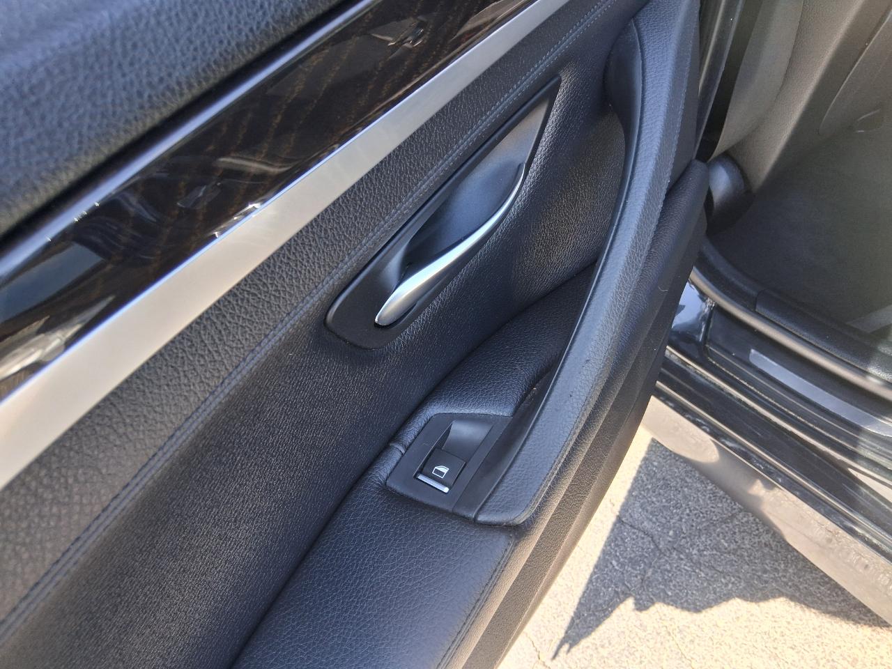 BMW 5-Series 535i 2013