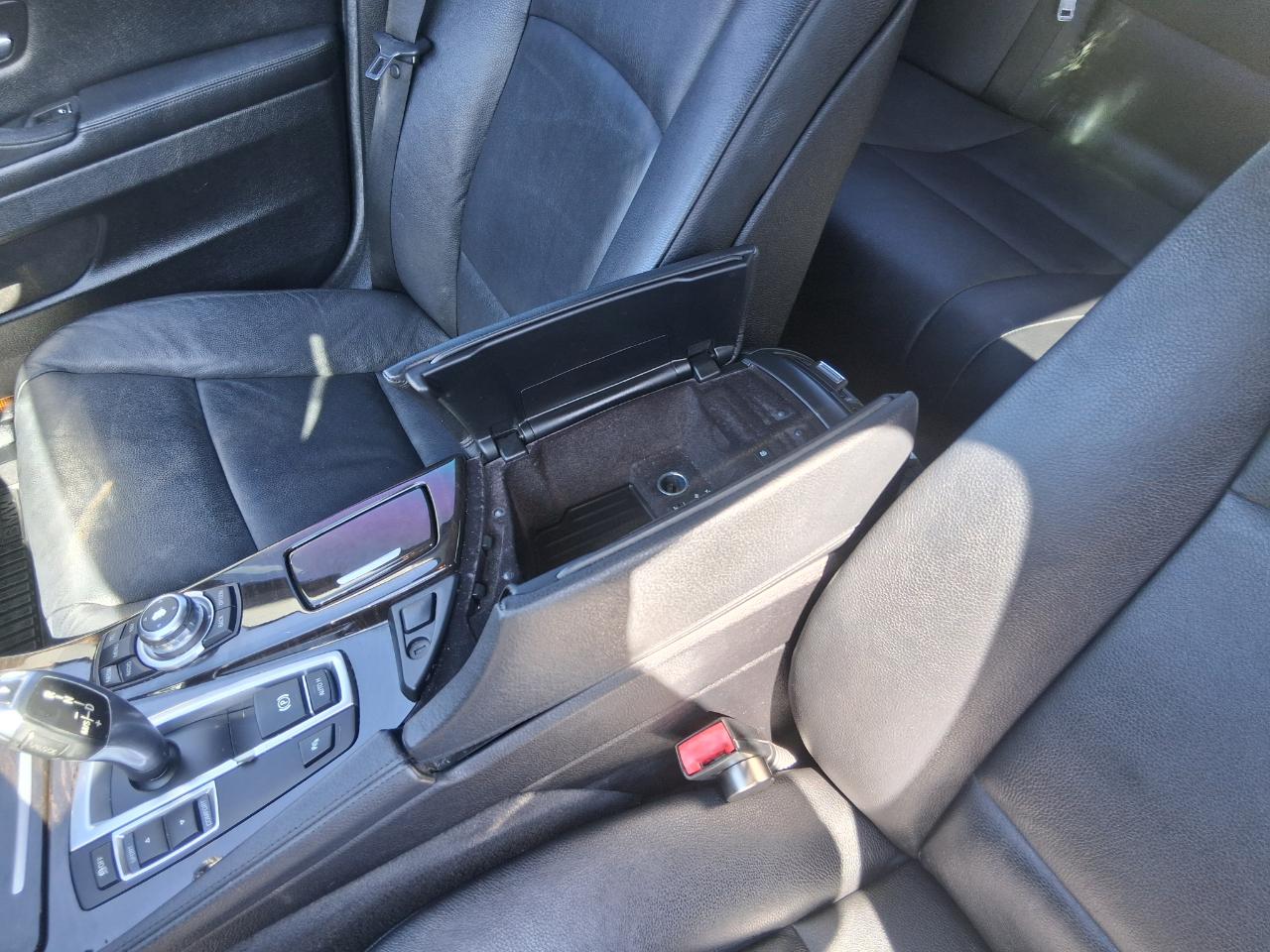 BMW 5-Series 535i 2013