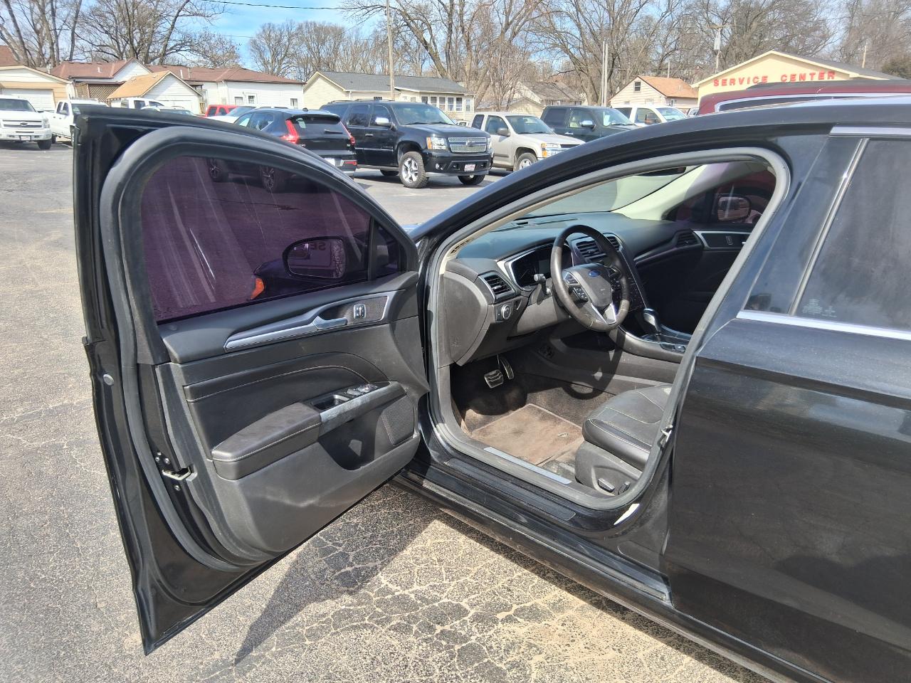 Ford Fusion Titanium 2015