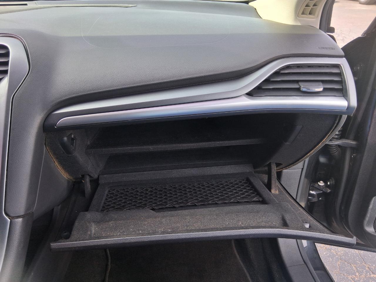 Ford Fusion Titanium 2015