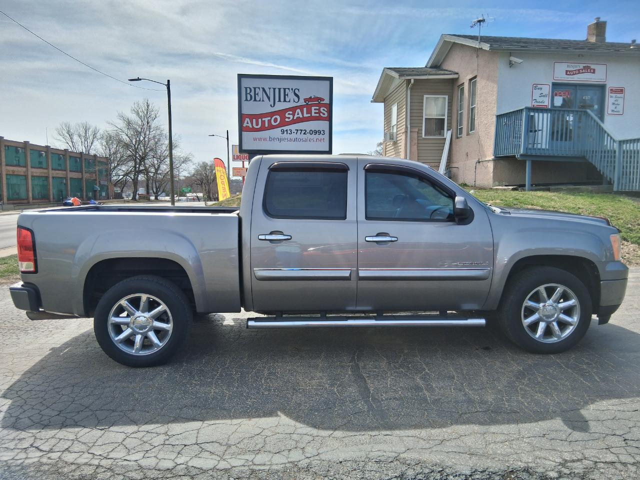 GMC Sierra 1500 Denali Crew Cab 4WD 2012