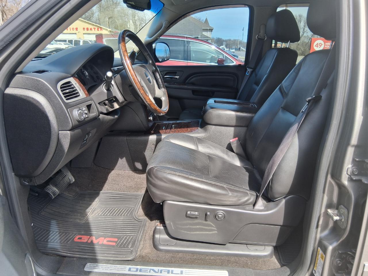 GMC Sierra 1500 Denali Crew Cab 4WD 2012