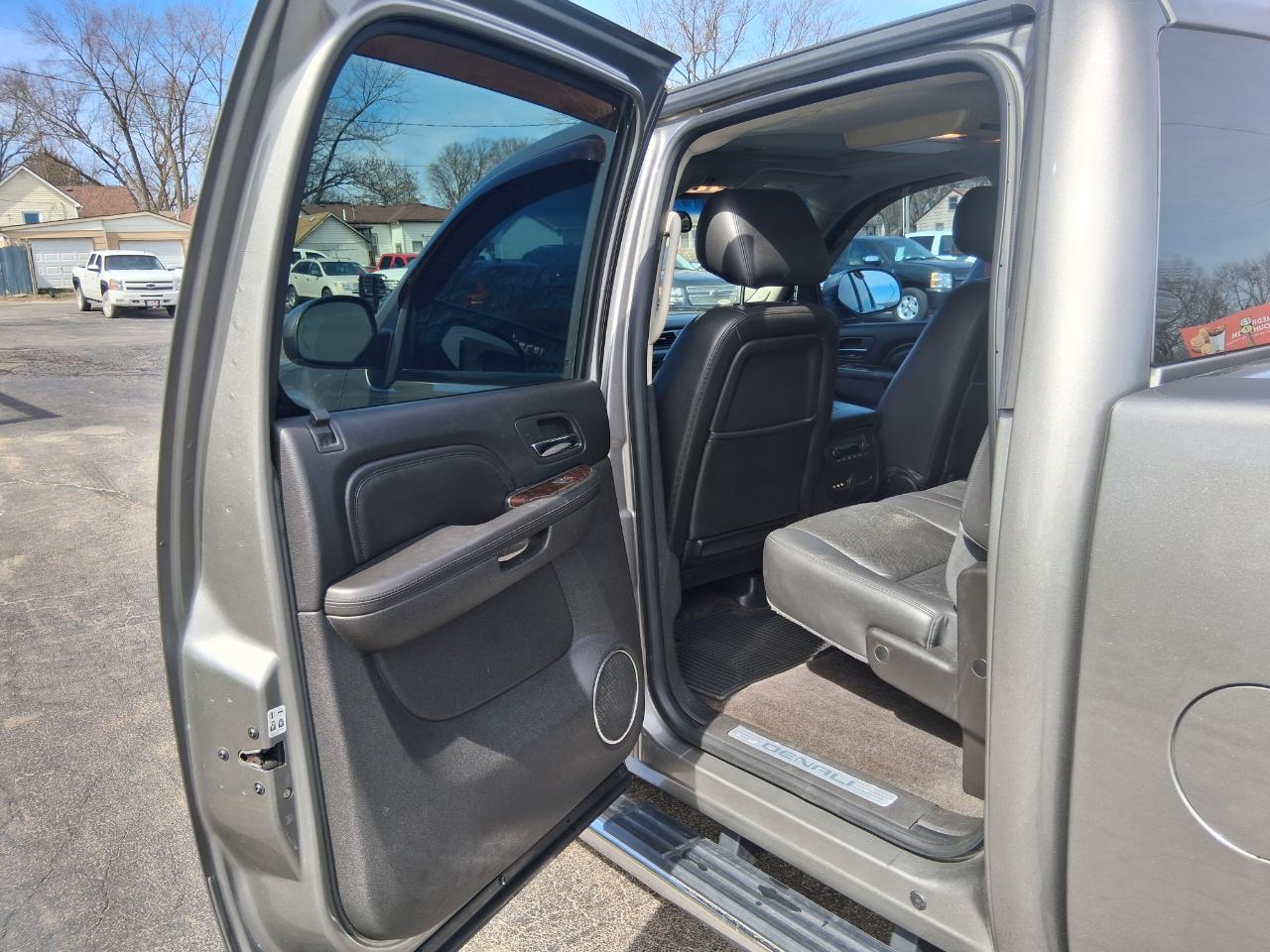 GMC Sierra 1500 Denali Crew Cab 4WD 2012