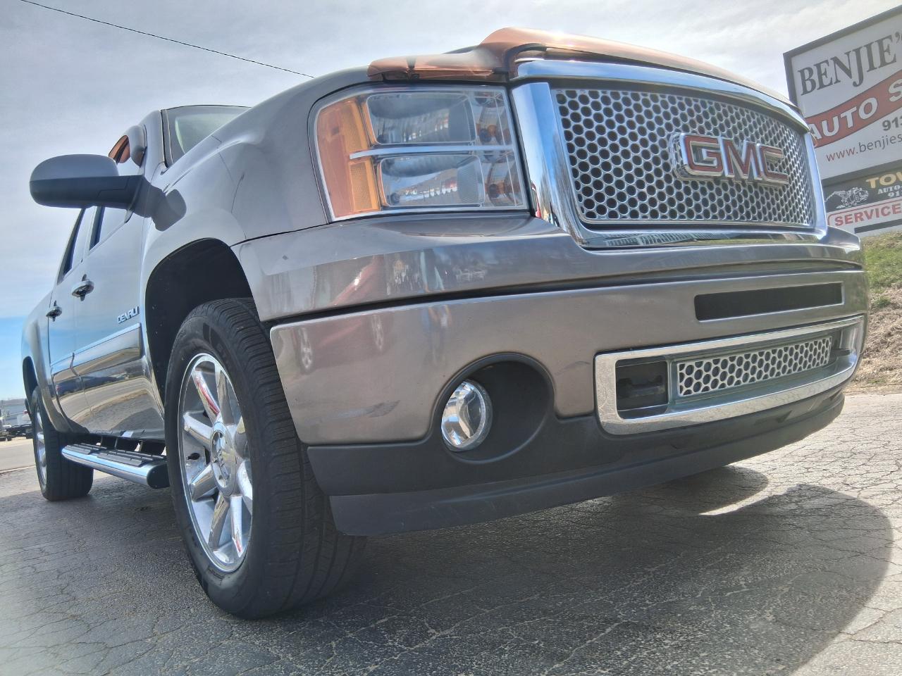 GMC Sierra 1500 Denali Crew Cab 4WD 2012