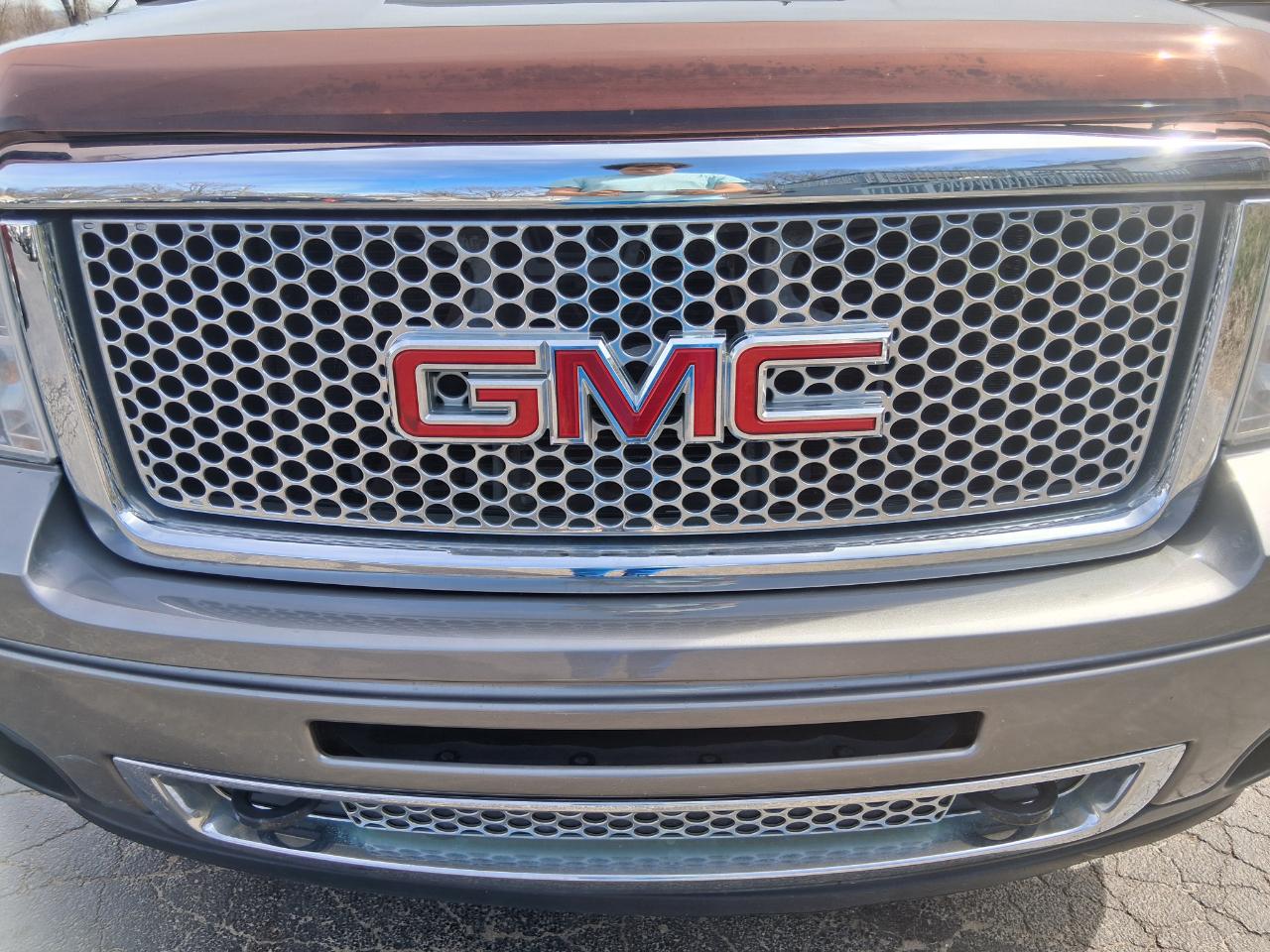 GMC Sierra 1500 Denali Crew Cab 4WD 2012